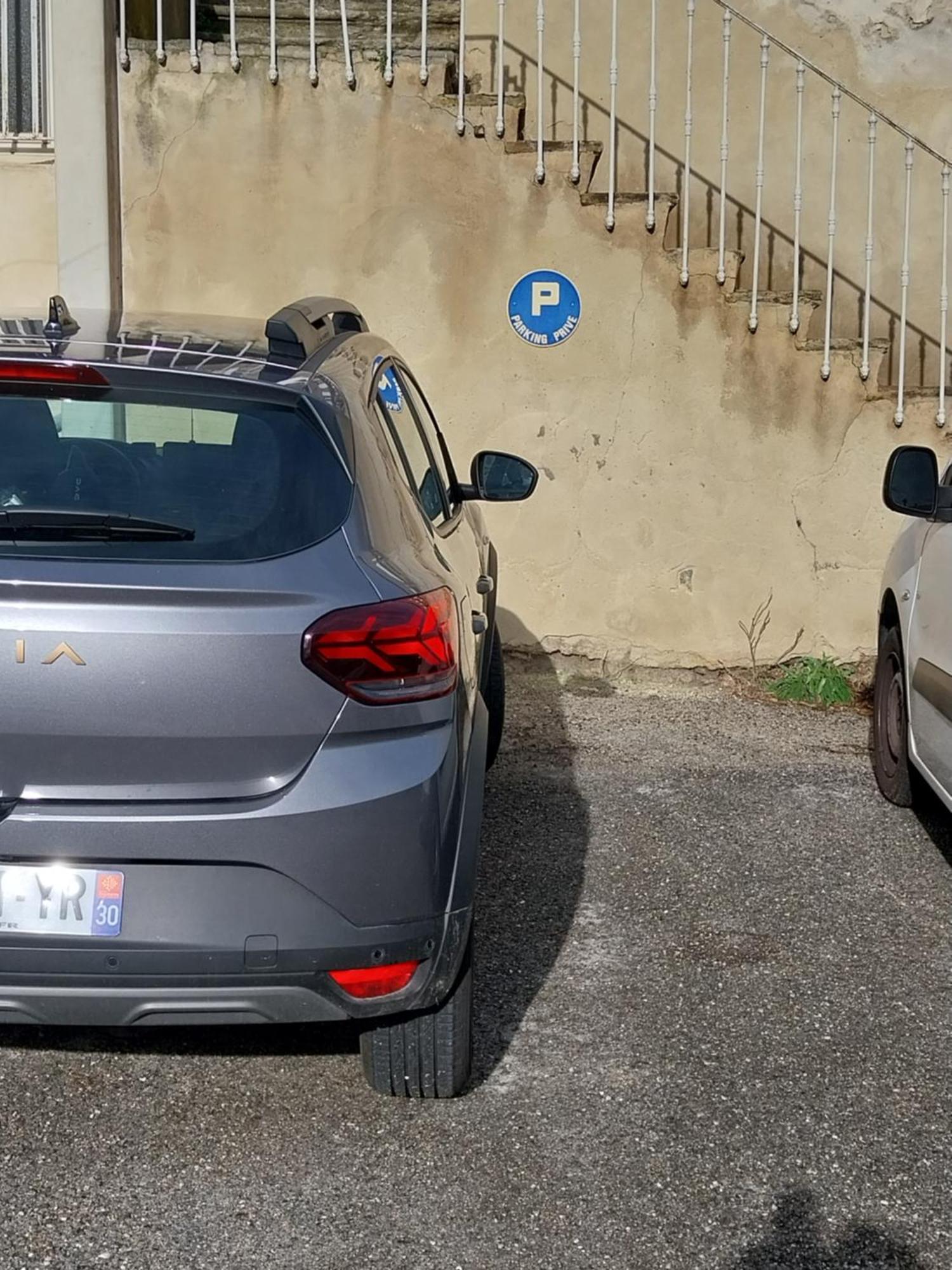 Maison Quai De La Fontaine Plus Parking Nîmes Exterior photo