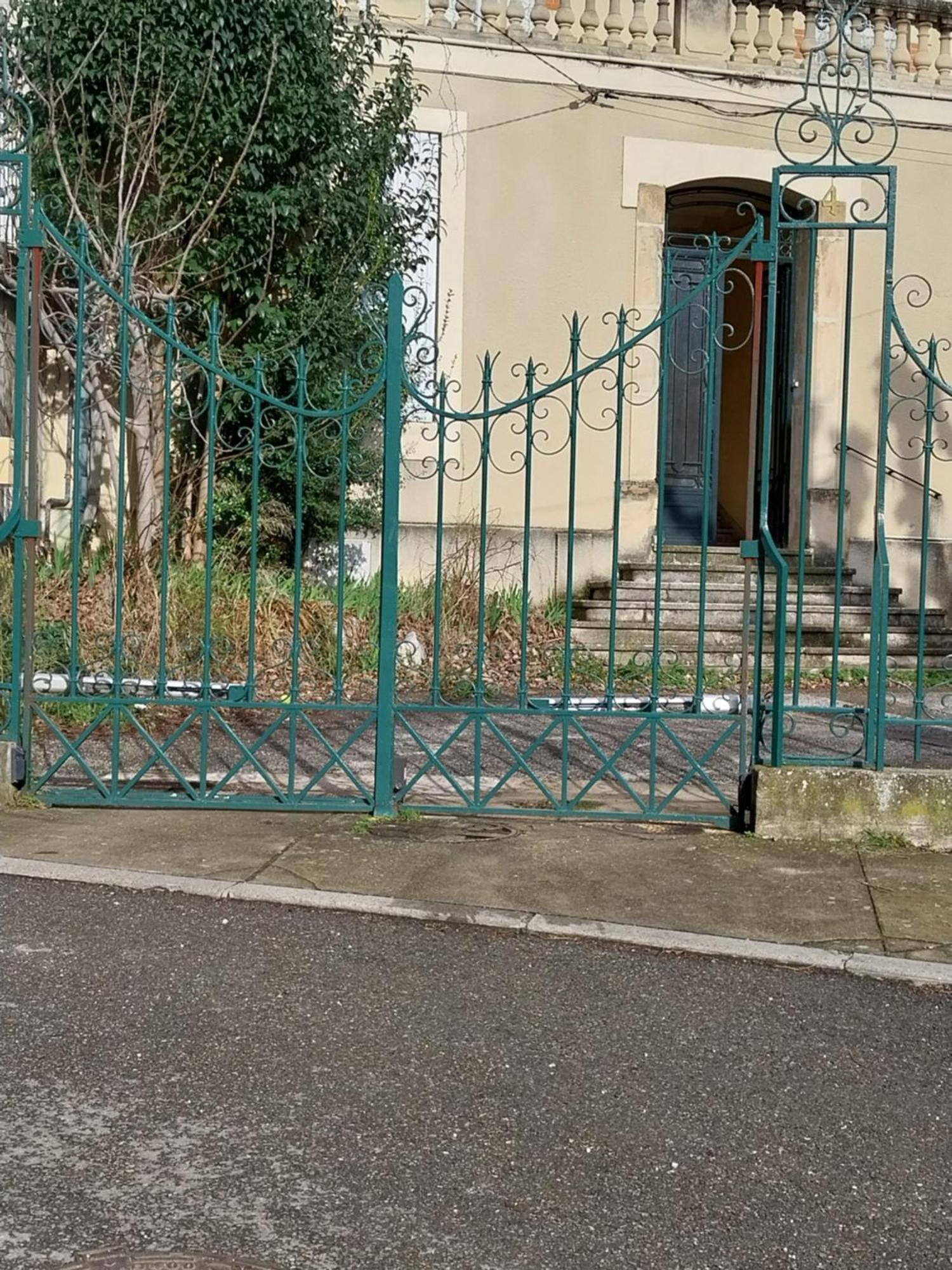 Maison Quai De La Fontaine Plus Parking Nîmes Exterior photo